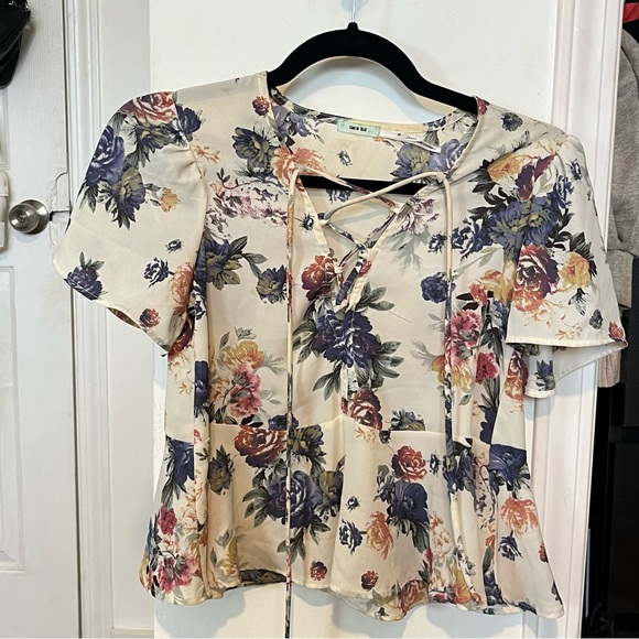 UO Kimchi Blue floral top - Picture 9 of 9